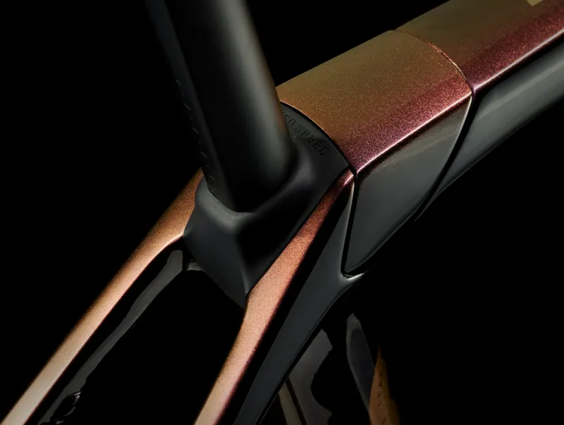 Trek Domane SLR 7 AXS Gen 4 Road Bike 2025 in Axinite Flip/Trek Black-6